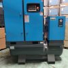 Máy nén khí cao áp 4IN1 HD-30HP-VB là giải pháp khí nén tích hợp đồng bộ gồm đầu nén trục vít, bình chứa, máy sấy khí và hệ thống lọc trong cùng một thiết kế gọn gàng. Với công suất 30HP và khả năng làm việc ở áp suất cao ổn định, máy đáp ứng tốt nhu cầu sản xuất liên tục trong các ngành cơ khí, thổi chai, sơn công nghiệp và gia công chính xác. Thiết kế 4 trong 1 giúp tiết kiệm diện tích lắp đặt, giảm chi phí đầu tư và đảm bảo khí nén đầu ra khô sạch, ổn định, nâng cao hiệu quả vận hành cho doanh nghiệp.
