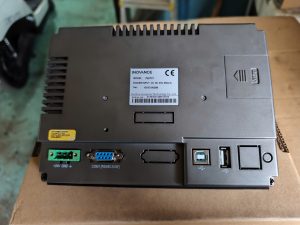 Màn hình máy nén khí IT6000 là thiết bị điều khiển và hiển thị thông số quan trọng trong hệ thống máy nén khí công nghiệp. Sản phẩm giúp người vận hành dễ dàng theo dõi các thông tin như áp suất, nhiệt độ, thời gian hoạt động và trạng thái vận hành của máy nén khí. Với thiết kế bền bỉ, giao diện hiển thị rõ ràng và khả năng hoạt động ổn định trong môi trường nhà xưởng, màn hình IT6000 giúp hệ thống khí nén vận hành hiệu quả, phát hiện lỗi nhanh chóng và nâng cao tuổi thọ cho thiết bị.